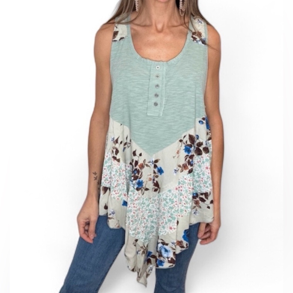 Women's Boho Patchwork Henley Tank Floral Tiered‎ Babydoll Top Size Small NWT